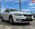 Белый Шкода Октавия, объемом двигателя 1.6 л и пробегом 249 тыс. км за 8999 $, фото 1 на Automoto.ua