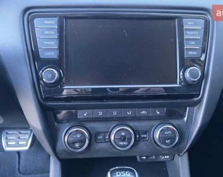 Білий Шкода Октавія, об'ємом двигуна 2 л та пробігом 230 тис. км за 12300 $, фото 13 на Automoto.ua