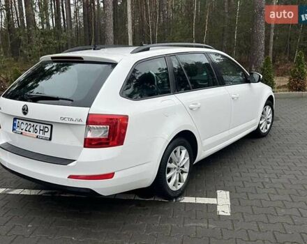 Білий Шкода Октавія, об'ємом двигуна 1.6 л та пробігом 305 тис. км за 11400 $, фото 7 на Automoto.ua