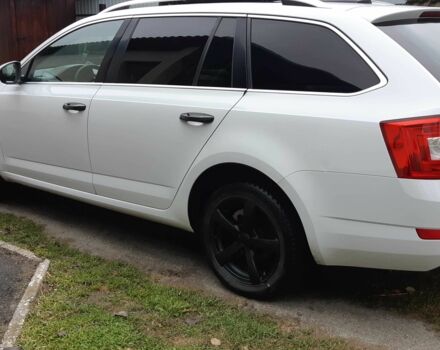 Білий Шкода Октавія, об'ємом двигуна 1.6 л та пробігом 318 тис. км за 9200 $, фото 3 на Automoto.ua