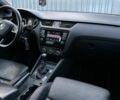 Белый Шкода Октавия, объемом двигателя 2 л и пробегом 248 тыс. км за 14500 $, фото 75 на Automoto.ua