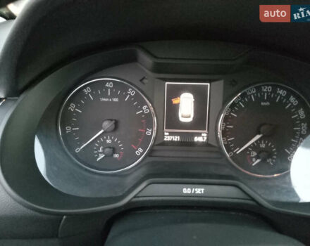 Белый Шкода Октавия, объемом двигателя 1.4 л и пробегом 237 тыс. км за 12800 $, фото 11 на Automoto.ua