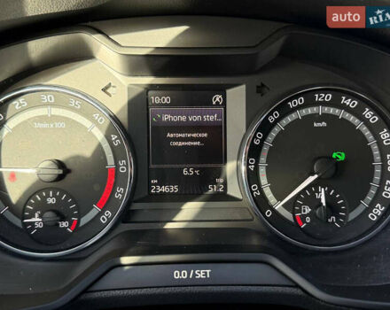 Білий Шкода Октавія, об'ємом двигуна 2 л та пробігом 234 тис. км за 14999 $, фото 62 на Automoto.ua