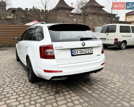 Белый Шкода Октавия, объемом двигателя 1.6 л и пробегом 253 тыс. км за 10500 $, фото 8 на Automoto.ua