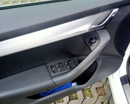 Білий Шкода Октавія, об'ємом двигуна 1.97 л та пробігом 328 тис. км за 11600 $, фото 15 на Automoto.ua