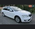 Белый Шкода Октавия, объемом двигателя 1.6 л и пробегом 303 тыс. км за 284 $, фото 1 на Automoto.ua