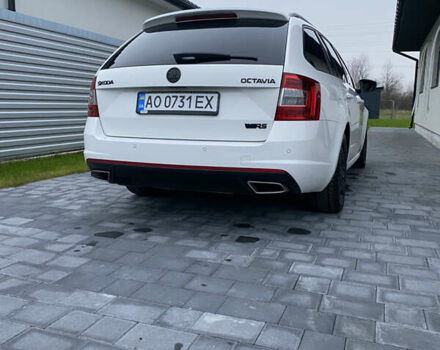 Белый Шкода Октавия, объемом двигателя 1.97 л и пробегом 300 тыс. км за 13200 $, фото 4 на Automoto.ua