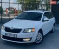 Белый Шкода Октавия, объемом двигателя 1.6 л и пробегом 315 тыс. км за 7999 $, фото 1 на Automoto.ua