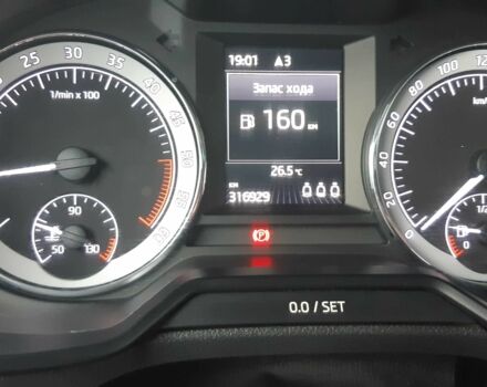 Белый Шкода Октавия, объемом двигателя 1.6 л и пробегом 317 тыс. км за 9100 $, фото 9 на Automoto.ua