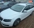 Белый Шкода Октавия, объемом двигателя 1.97 л и пробегом 300 тыс. км за 12500 $, фото 11 на Automoto.ua