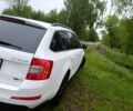 Белый Шкода Октавия, объемом двигателя 2 л и пробегом 280 тыс. км за 12100 $, фото 6 на Automoto.ua