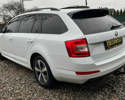 Белый Шкода Октавия, объемом двигателя 1.6 л и пробегом 260 тыс. км за 10999 $, фото 4 на Automoto.ua
