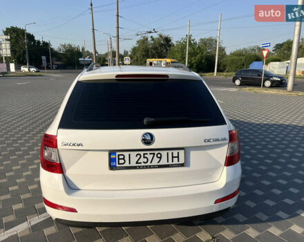 Белый Шкода Октавия, объемом двигателя 1.6 л и пробегом 180 тыс. км за 10400 $, фото 1 на Automoto.ua