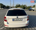 Белый Шкода Октавия, объемом двигателя 1.6 л и пробегом 180 тыс. км за 10400 $, фото 1 на Automoto.ua