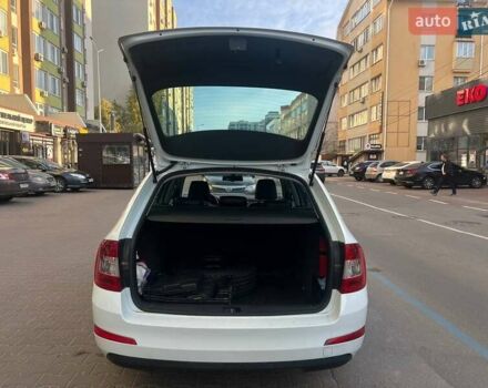 Белый Шкода Октавия, объемом двигателя 1.6 л и пробегом 270 тыс. км за 13600 $, фото 12 на Automoto.ua