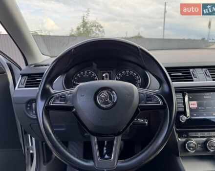 Білий Шкода Октавія, об'ємом двигуна 2 л та пробігом 280 тис. км за 12100 $, фото 22 на Automoto.ua