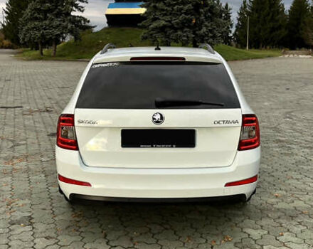 Шкода Октавия 2016 в Дубно на Automoto.ua Белый Шкода Октавия, объемом двигателя 1.6 л и пробегом 196 тыс. км за 13500 $, фото 5 на Automoto.ua
