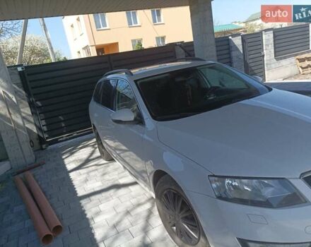 Шкода Октавия 2016 в Хмельницком на Automoto.ua Белый Шкода Октавия, объемом двигателя 1.4 л и пробегом 257 тыс. км за 8400 $, фото 17 на Automoto.ua