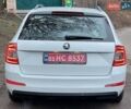Белый Шкода Октавия, объемом двигателя 1.4 л и пробегом 220 тыс. км за 9199 $, фото 2 на Automoto.ua