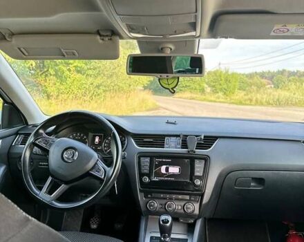 Белый Шкода Октавия, объемом двигателя 1.6 л и пробегом 185 тыс. км за 11100 $, фото 4 на Automoto.ua