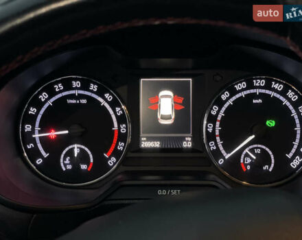 Белый Шкода Октавия, объемом двигателя 2 л и пробегом 269 тыс. км за 14999 $, фото 61 на Automoto.ua