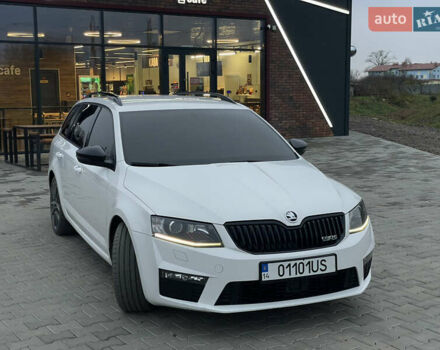 Белый Шкода Октавия, объемом двигателя 2 л и пробегом 269 тыс. км за 14999 $, фото 13 на Automoto.ua