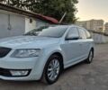 Белый Шкода Октавия, объемом двигателя 1.6 л и пробегом 260 тыс. км за 10999 $, фото 1 на Automoto.ua