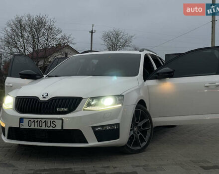 Белый Шкода Октавия, объемом двигателя 2 л и пробегом 269 тыс. км за 14999 $, фото 77 на Automoto.ua