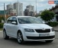 Білий Шкода Октавія, об'ємом двигуна 1.6 л та пробігом 316 тис. км за 10900 $, фото 1 на Automoto.ua