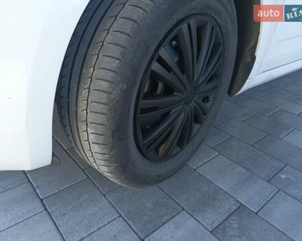 Шкода Октавия 2016 в Хмельницком на Automoto.ua Белый Шкода Октавия, объемом двигателя 1.4 л и пробегом 257 тыс. км за 8400 $, фото 18 на Automoto.ua