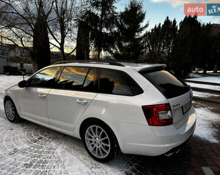 Білий Шкода Октавія, об'ємом двигуна 2 л та пробігом 255 тис. км за 13900 $, фото 5 на Automoto.ua