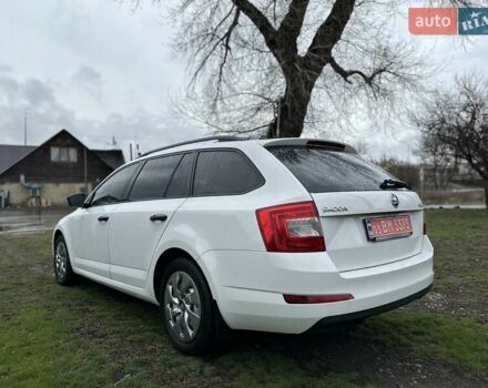 Белый Шкода Октавия, объемом двигателя 1.6 л и пробегом 192 тыс. км за 10900 $, фото 8 на Automoto.ua