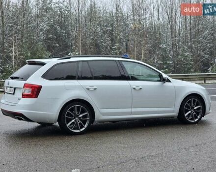 Білий Шкода Октавія, об'ємом двигуна 2 л та пробігом 254 тис. км за 16699 $, фото 7 на Automoto.ua