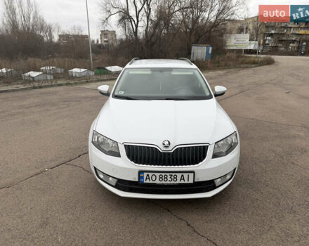 Белый Шкода Октавия, объемом двигателя 1.6 л и пробегом 281 тыс. км за 10800 $, фото 1 на Automoto.ua