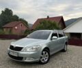 Белый Шкода Октавия, объемом двигателя 2 л и пробегом 295 тыс. км за 7702 $, фото 1 на Automoto.ua