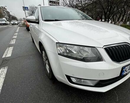 Белый Шкода Октавия, объемом двигателя 1.6 л и пробегом 180 тыс. км за 10900 $, фото 1 на Automoto.ua