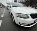 Белый Шкода Октавия, объемом двигателя 1.6 л и пробегом 180 тыс. км за 10900 $, фото 1 на Automoto.ua