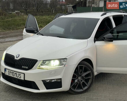 Белый Шкода Октавия, объемом двигателя 2 л и пробегом 269 тыс. км за 14999 $, фото 72 на Automoto.ua