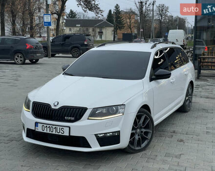 Белый Шкода Октавия, объемом двигателя 2 л и пробегом 269 тыс. км за 14999 $, фото 3 на Automoto.ua