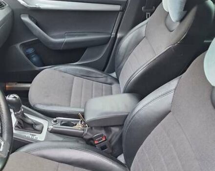 Белый Шкода Октавия, объемом двигателя 2 л и пробегом 294 тыс. км за 12900 $, фото 11 на Automoto.ua