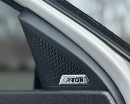 Белый Шкода Октавия, объемом двигателя 2 л и пробегом 240 тыс. км за 12000 $, фото 9 на Automoto.ua