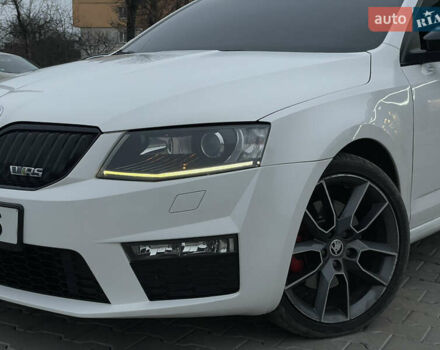 Белый Шкода Октавия, объемом двигателя 2 л и пробегом 269 тыс. км за 14999 $, фото 26 на Automoto.ua