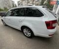 Белый Шкода Октавия, объемом двигателя 1.6 л и пробегом 221 тыс. км за 12000 $, фото 5 на Automoto.ua