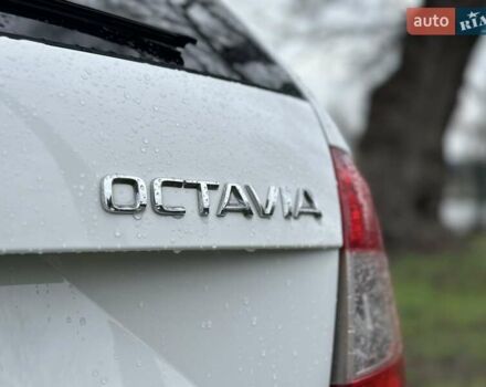 Белый Шкода Октавия, объемом двигателя 1.6 л и пробегом 192 тыс. км за 10900 $, фото 31 на Automoto.ua