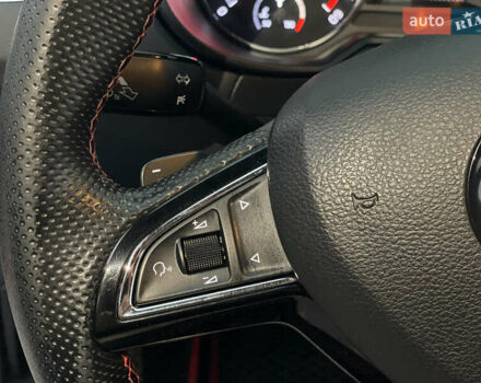 Белый Шкода Октавия, объемом двигателя 2 л и пробегом 269 тыс. км за 14999 $, фото 59 на Automoto.ua