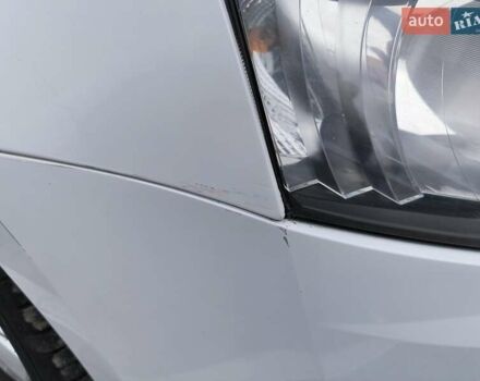 Білий Шкода Октавія, об'ємом двигуна 1.6 л та пробігом 280 тис. км за 11800 $, фото 9 на Automoto.ua