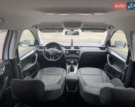 Белый Шкода Октавия, объемом двигателя 1.6 л и пробегом 281 тыс. км за 10800 $, фото 55 на Automoto.ua