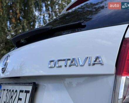 Білий Шкода Октавія, об'ємом двигуна 2 л та пробігом 280 тис. км за 12100 $, фото 32 на Automoto.ua