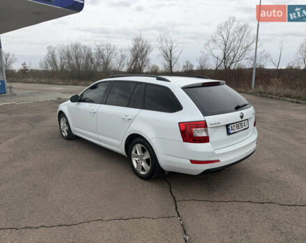 Белый Шкода Октавия, объемом двигателя 1.6 л и пробегом 281 тыс. км за 10800 $, фото 6 на Automoto.ua