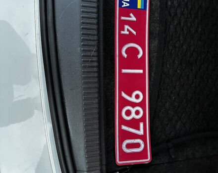 Білий Шкода Октавія, об'ємом двигуна 2 л та пробігом 255 тис. км за 13900 $, фото 81 на Automoto.ua